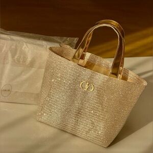 Dior Beauty Limited Holiday Gold Edition Gold Star Tote Bag Medium NWT 13x7.5x5